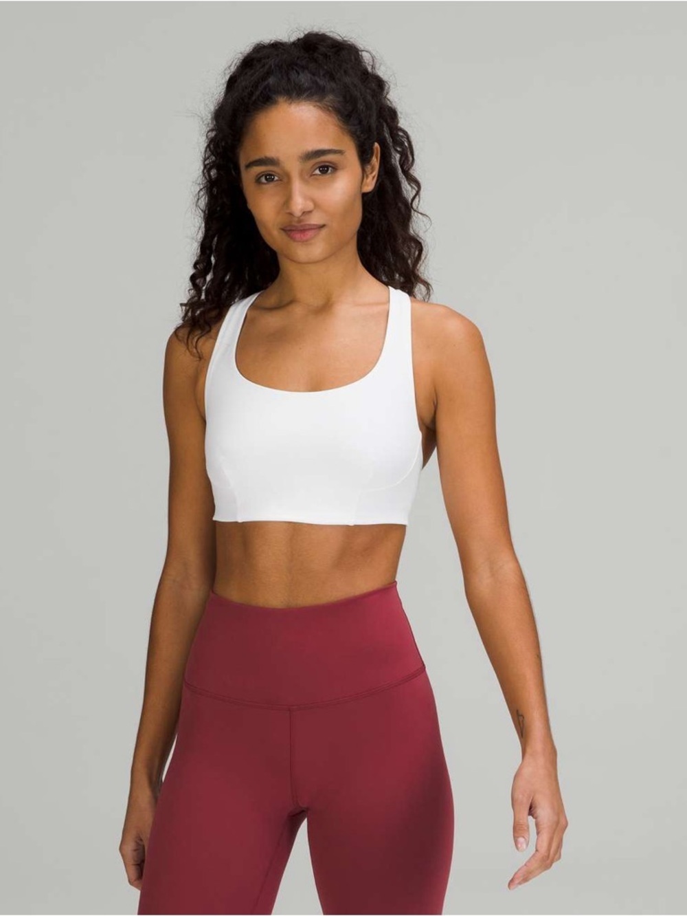 Lululemon Wunder Train Bra *Medium Support in White Size 6